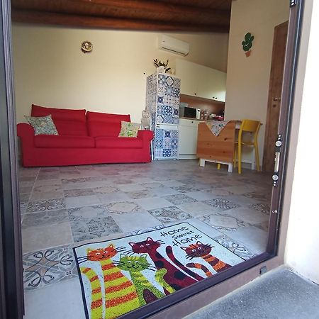 Ai Tre Desideri La Casita Villa Aci Castello Luaran gambar