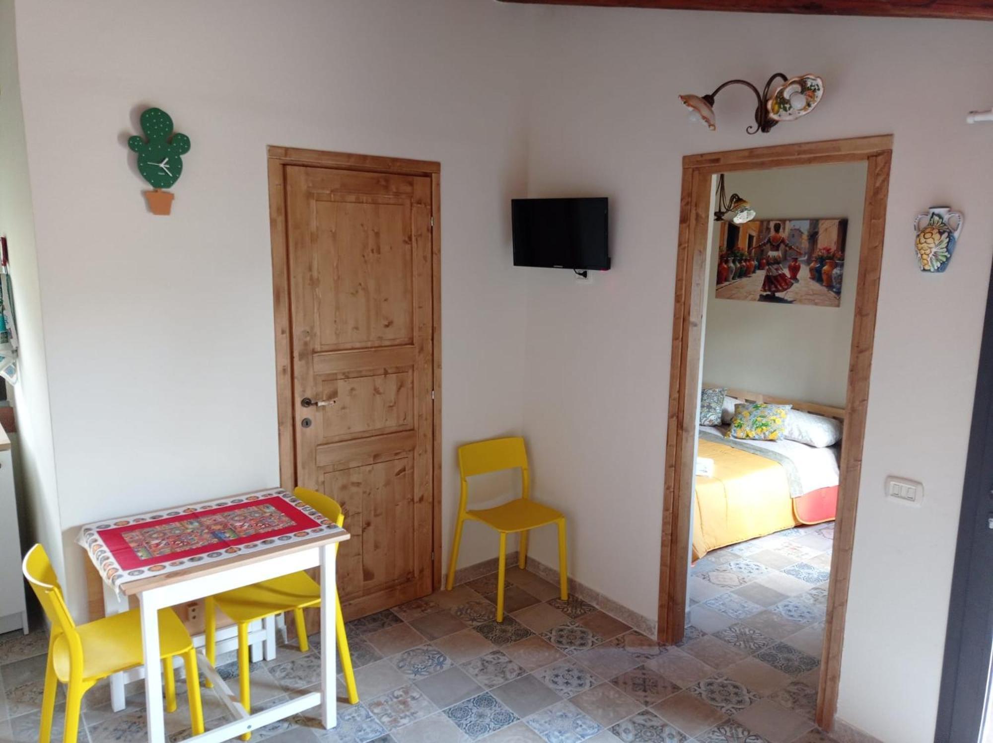 Ai Tre Desideri La Casita Villa Aci Castello Luaran gambar